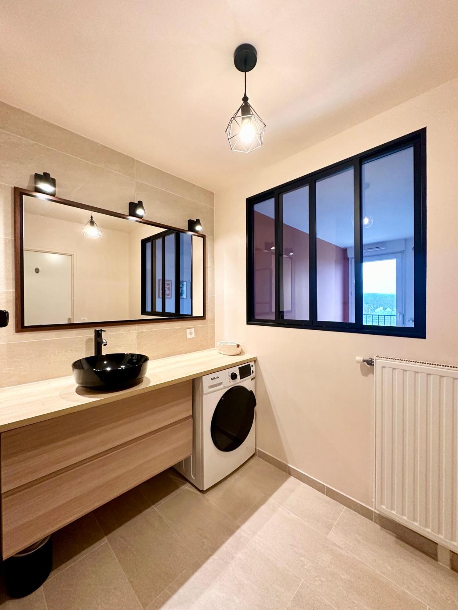 Appartement Chaleureux - Мо Екстериор снимка